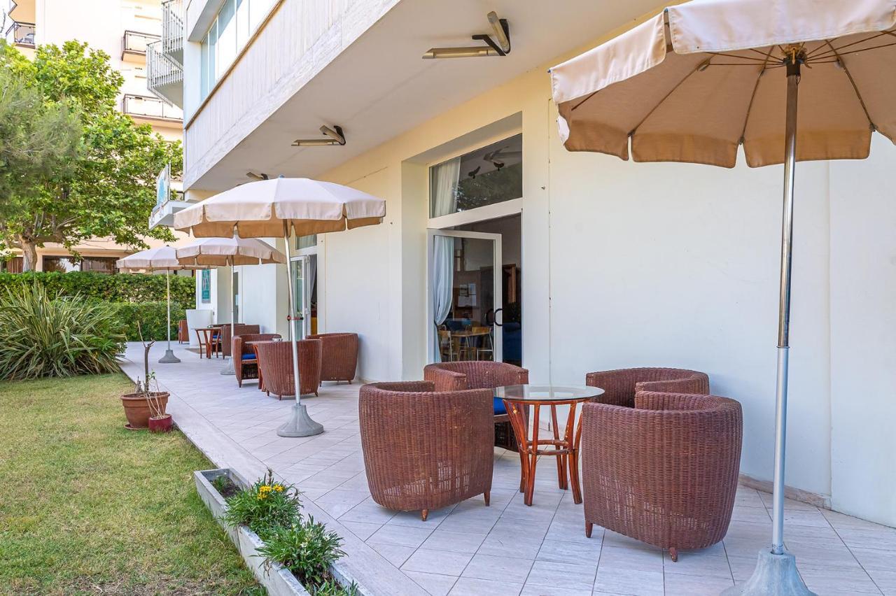 Hotel City Milano Marittima Buitenkant foto