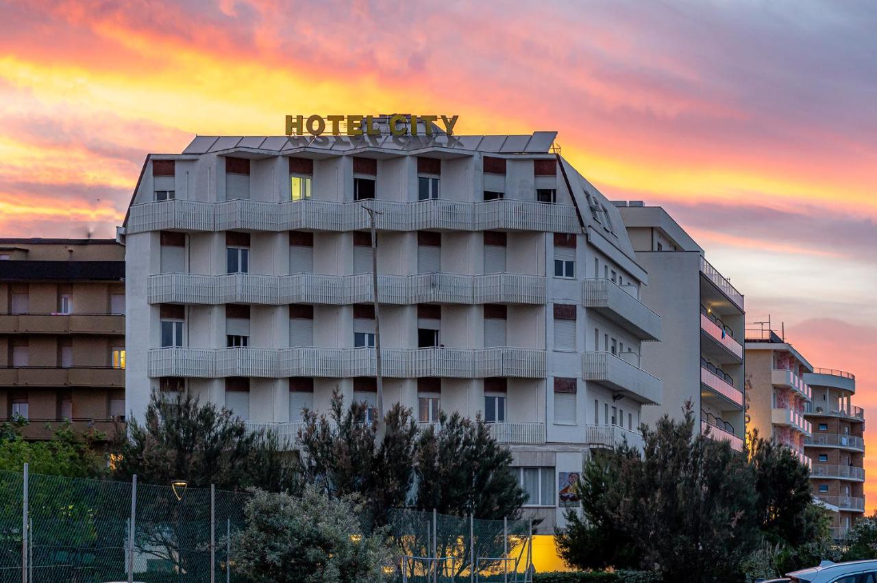 Hotel City Milano Marittima Buitenkant foto