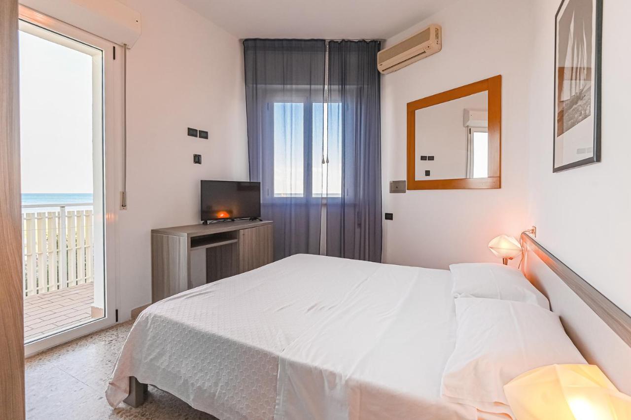 Hotel City Milano Marittima Buitenkant foto
