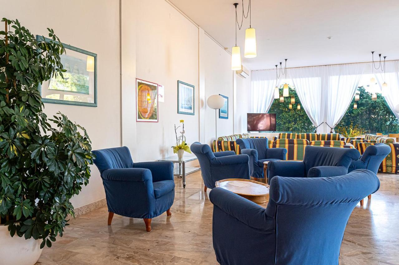Hotel City Milano Marittima Buitenkant foto