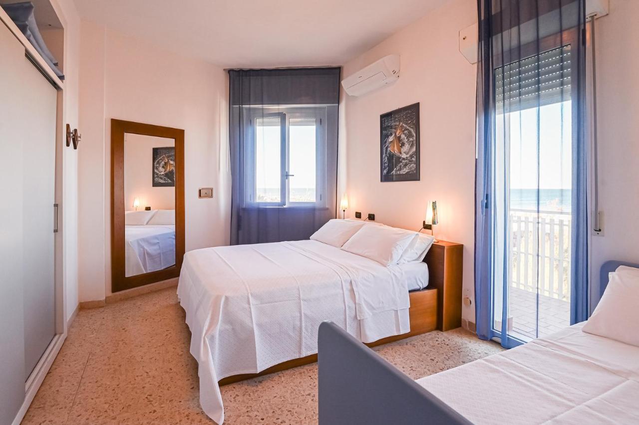 Hotel City Milano Marittima Buitenkant foto