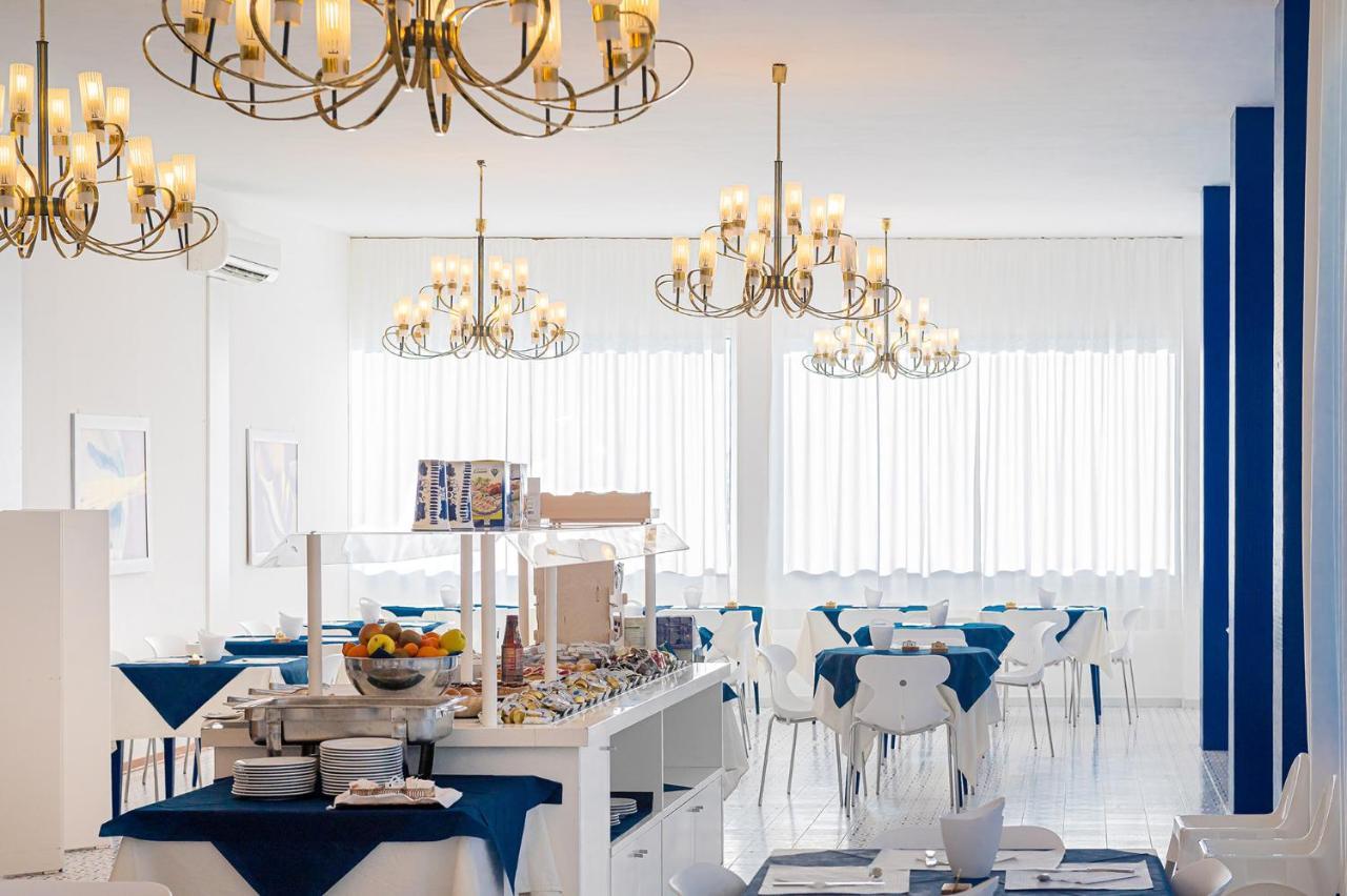 Hotel City Milano Marittima Buitenkant foto