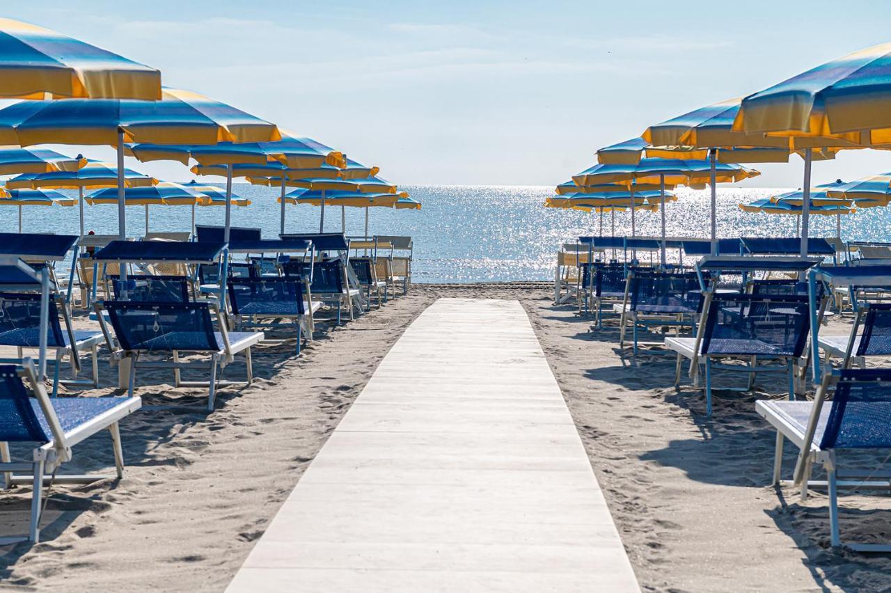 Hotel City Milano Marittima Buitenkant foto